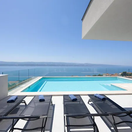 Stunning In Stanici